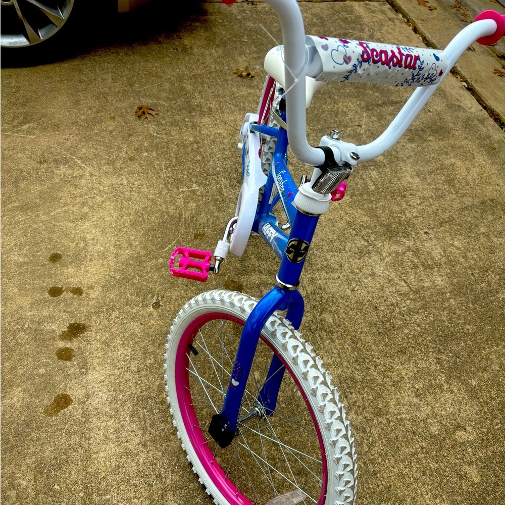 Little girl’s bicycle